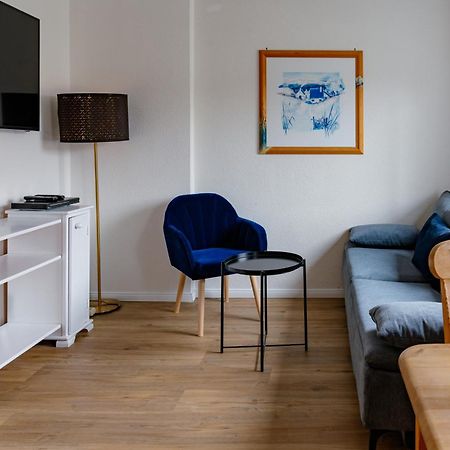 Apartmenthaus Chrischanshof Rostock Exterior foto