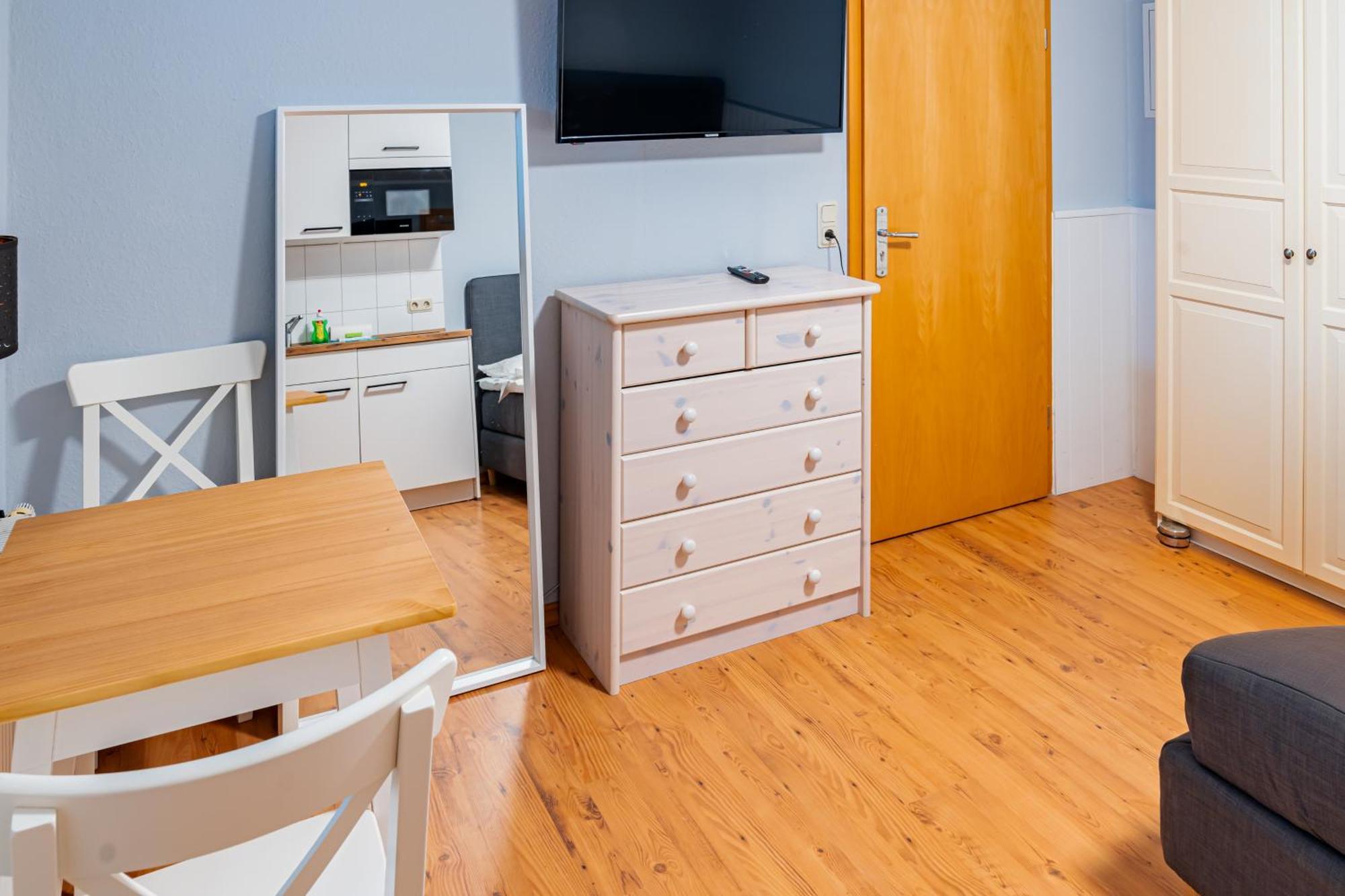 Apartmenthaus Chrischanshof Rostock Exterior foto